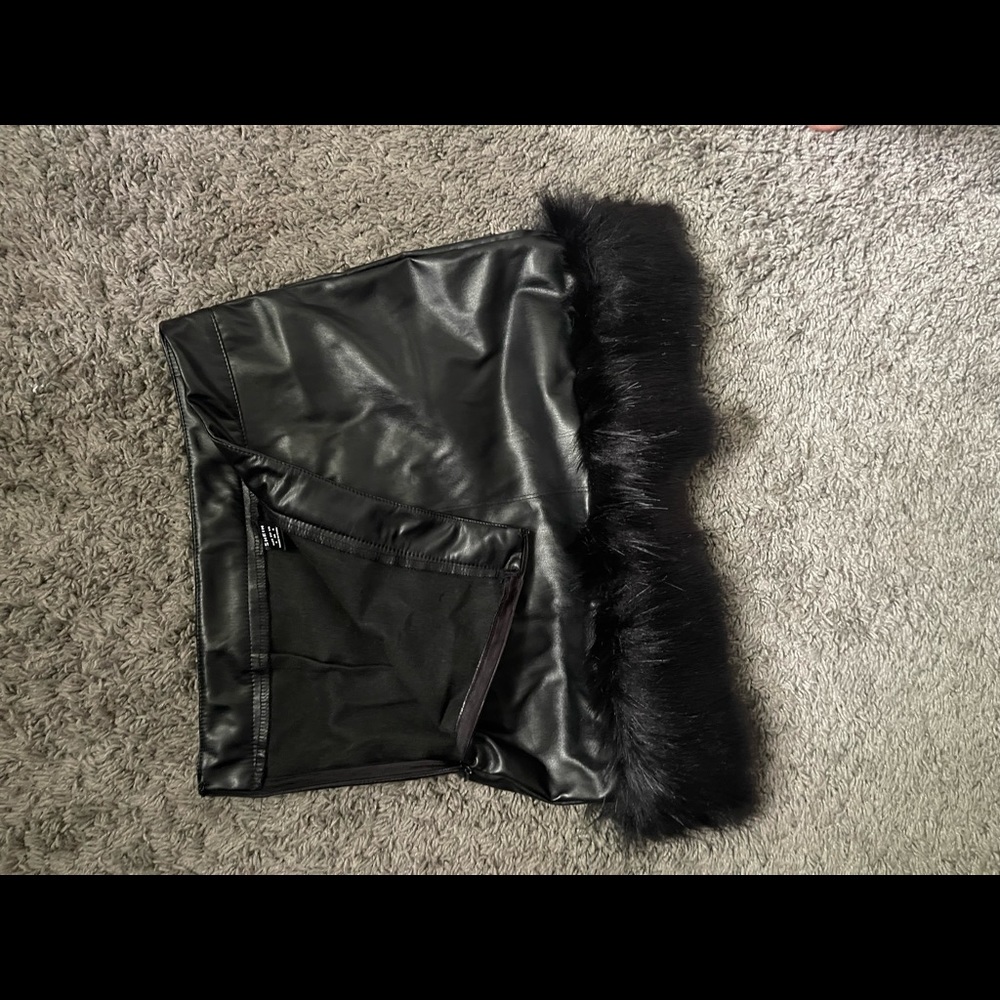 Shein black mini skirt